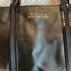 Givenchy Parfumes Black Vegan Leather Handbag Tote!! Excellent condition!